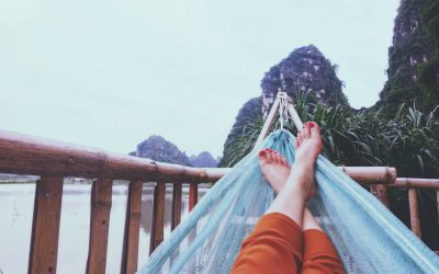 Decoding Women’s Bow Leg Concerns: Expert Insights