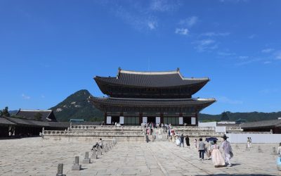 Unveiling the World’s Iconic Traditional Attire