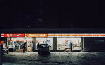 Exploring the World, One Bite at a Time: Top Foodie Destinations and Smart Travel Tips for 2025