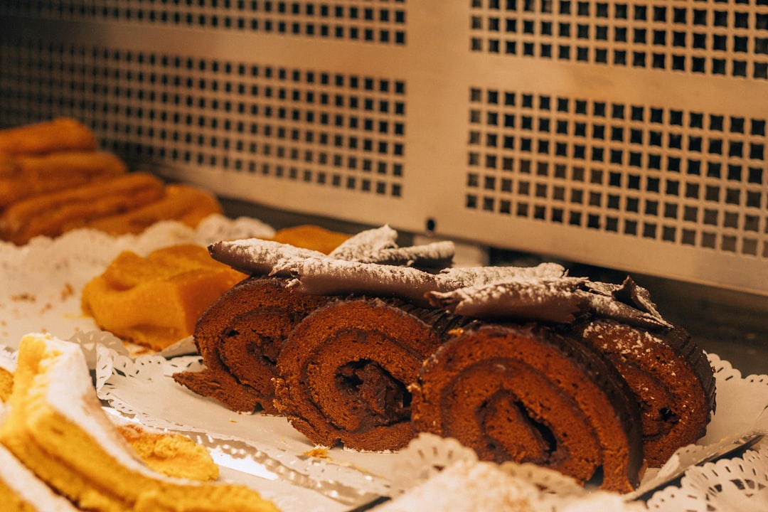 embark-on-a-flavorful-journey-your-ultimate-guide-to-global-food-destinations-and-culinary-travel-tips-1765001271247