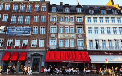 Savor the World: Your Ultimate Guide to Global Foodie Adventures and Travel Hacks!