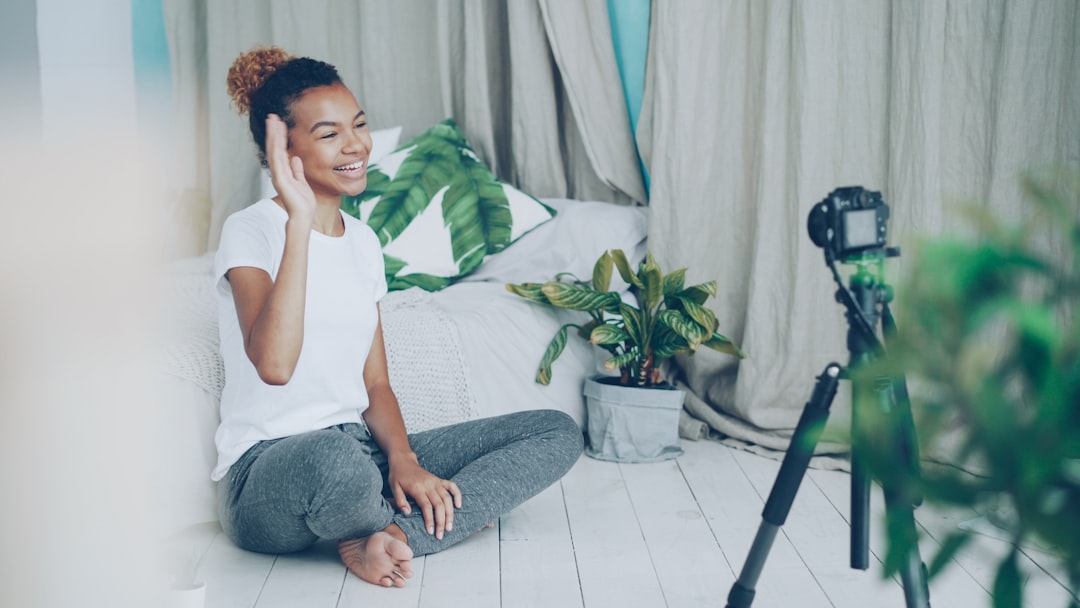 navigating-the-creator-economy-your-2026-guide-to-becoming-a-successful-influencer-1778112468867