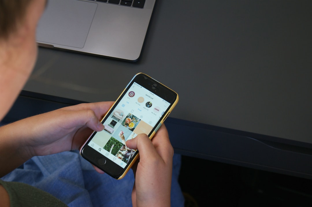 navigating-the-creator-economy-your-2026-guide-to-becoming-a-successful-influencer-on-youtube-instagram-and-tiktok-1778566077737