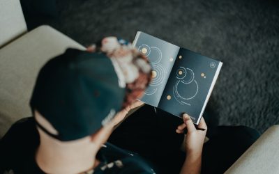 Aligning Your Career with the Cosmos: Modern Astrology for Professional Guidance