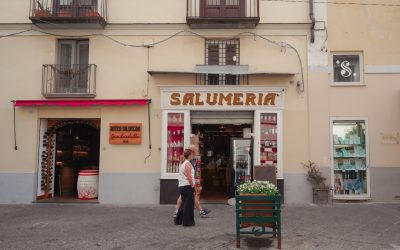 Savor the World: Your Ultimate Guide to Global Food Adventures and Smart Travel Tips