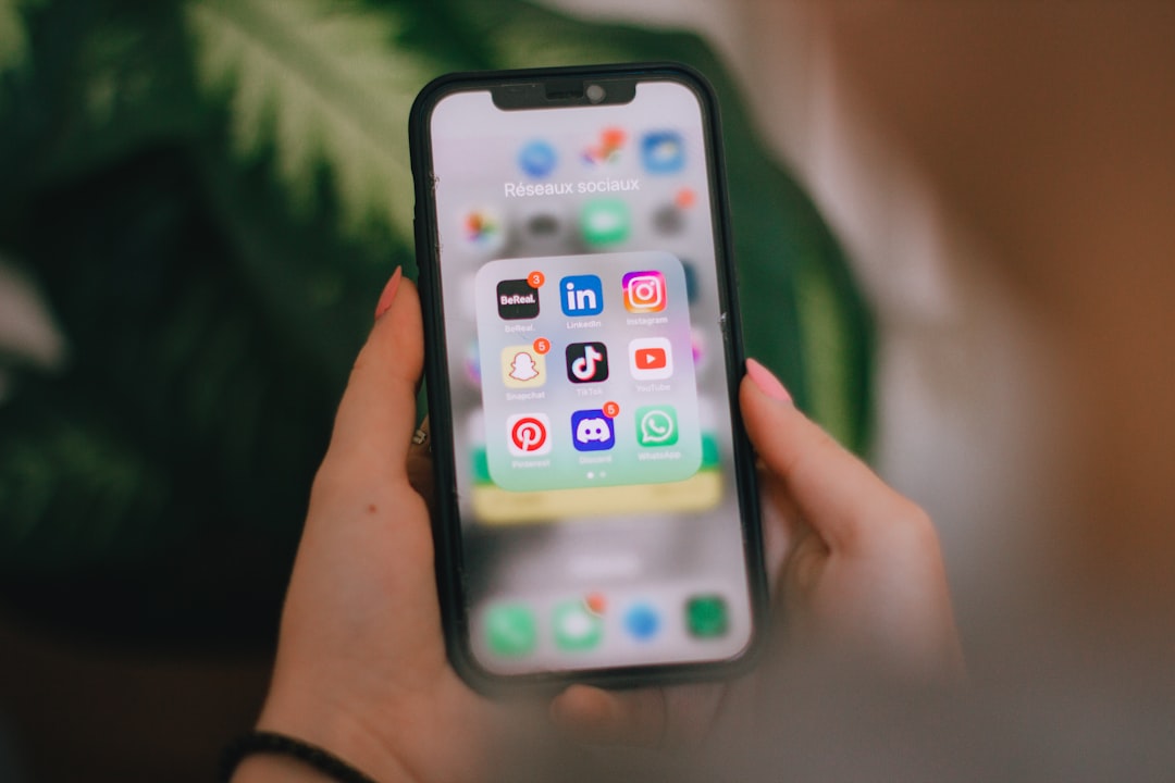 the-rise-of-the-multi-platform-influencer-navigating-youtube-instagram-tiktok-and-facebook-in-2026-1783901276903