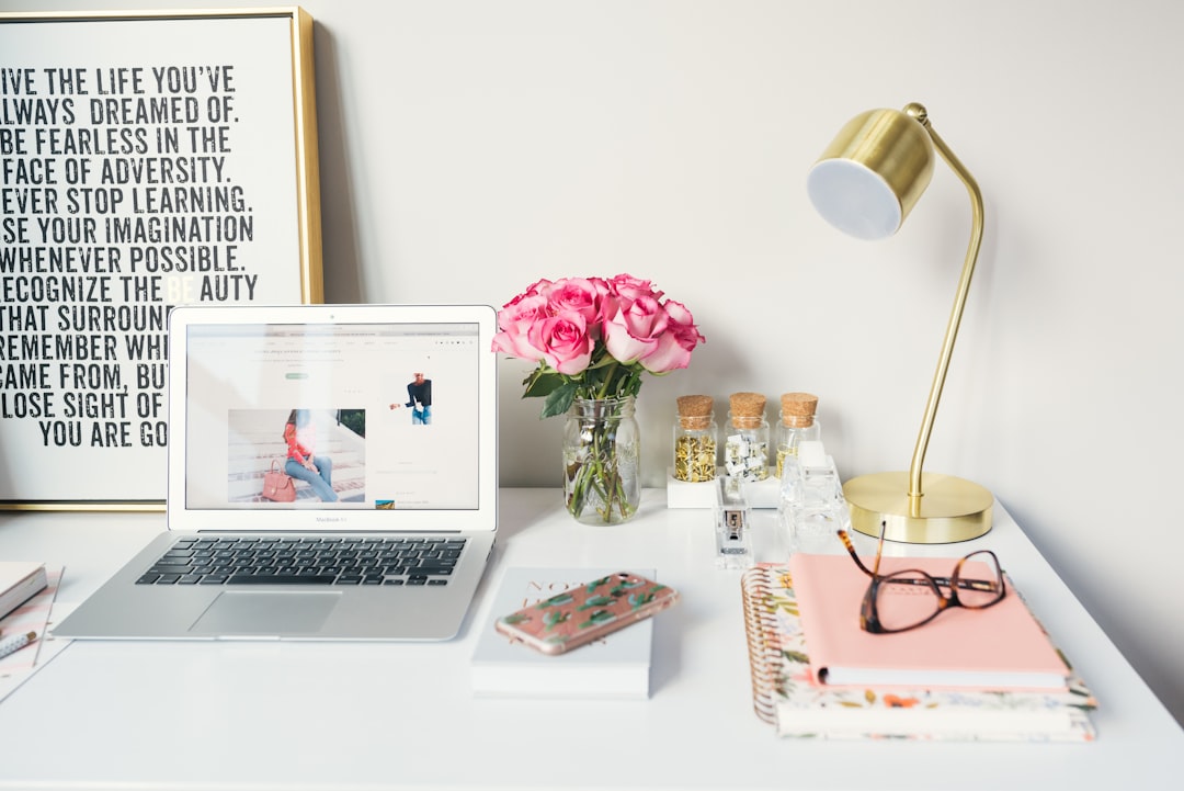bridging-the-gap-mastering-communication-through-mbti-insights-1786439280598