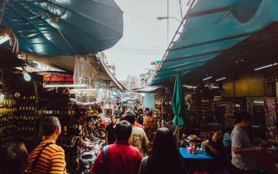 Unleashing Your Inner Foodie: The Ultimate Guide to Global Culinary Adventures & Travel Hacks